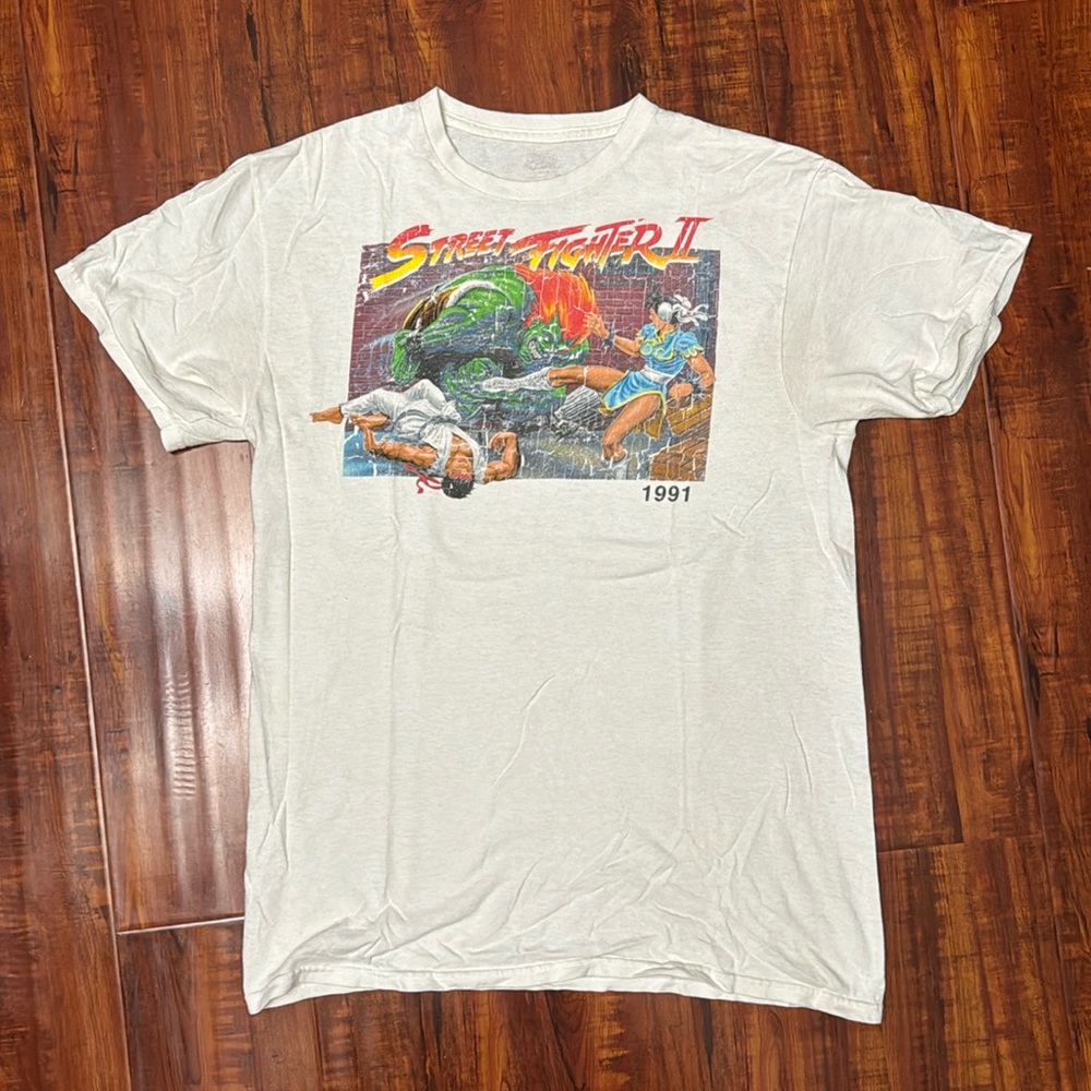 VINTAGE Street Fighter T-Shirt | Used Like New | White | Medium